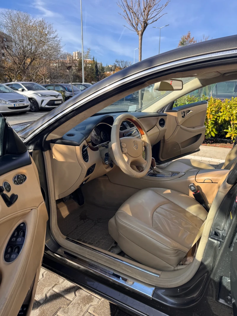 Mercedes-Benz CLS 320, снимка 8 - Автомобили и джипове - 52406482