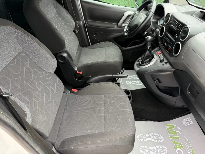Peugeot Partner 1.6D* 99h.p* 2017* EURO6* МУЛТИСПЕЙС* 4+ 1, снимка 12 - Автомобили и джипове - 52466795