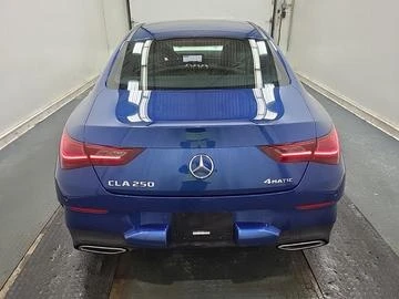 Mercedes-Benz CLA 250 * AMG PKG * NIGHT PKG * 2 КЛЮЧА * ПОДГРЕВ, снимка 4 - Автомобили и джипове - 53447888