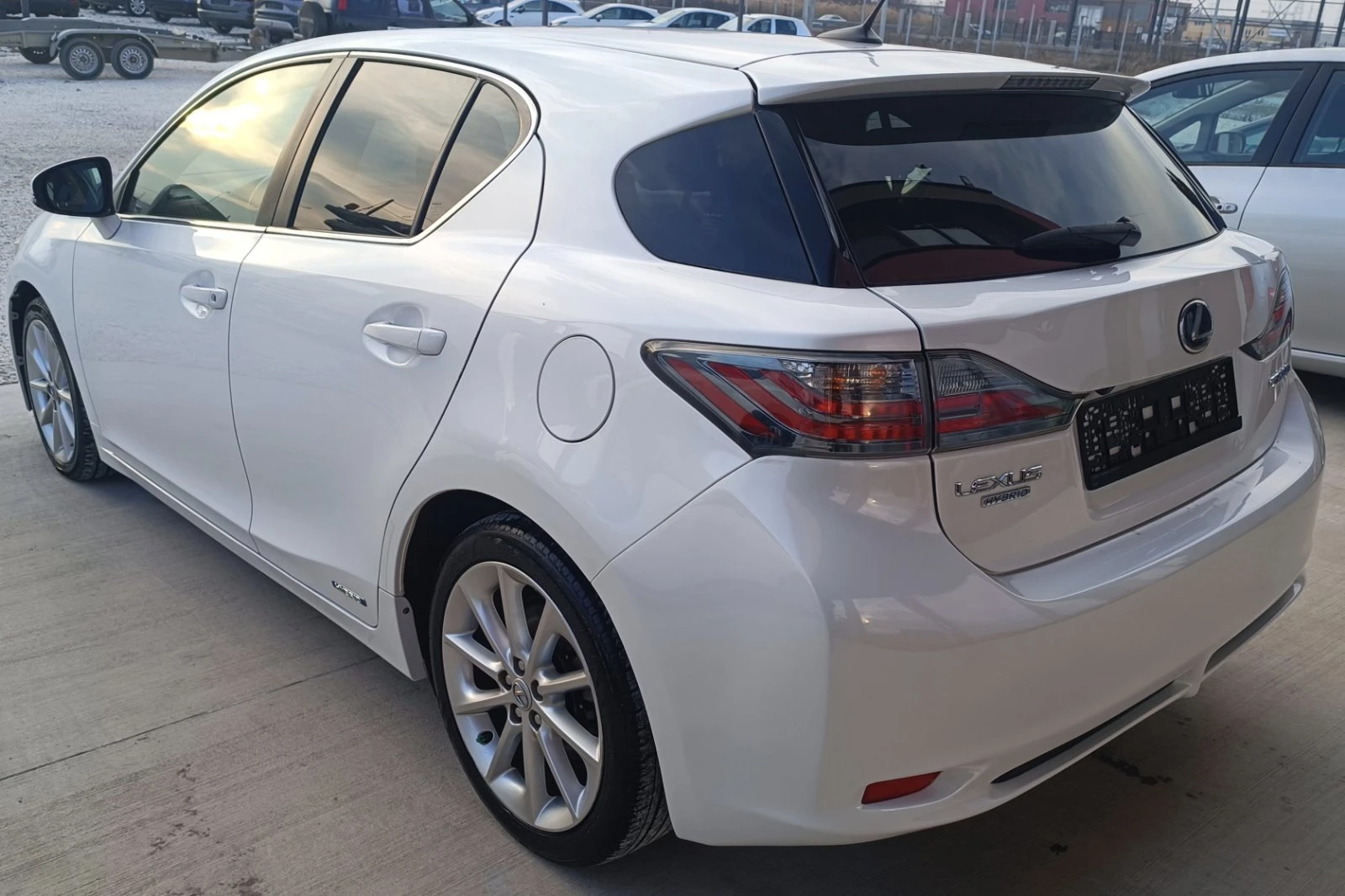 Lexus CT 200h 1.8 Hybrid - изображение 6