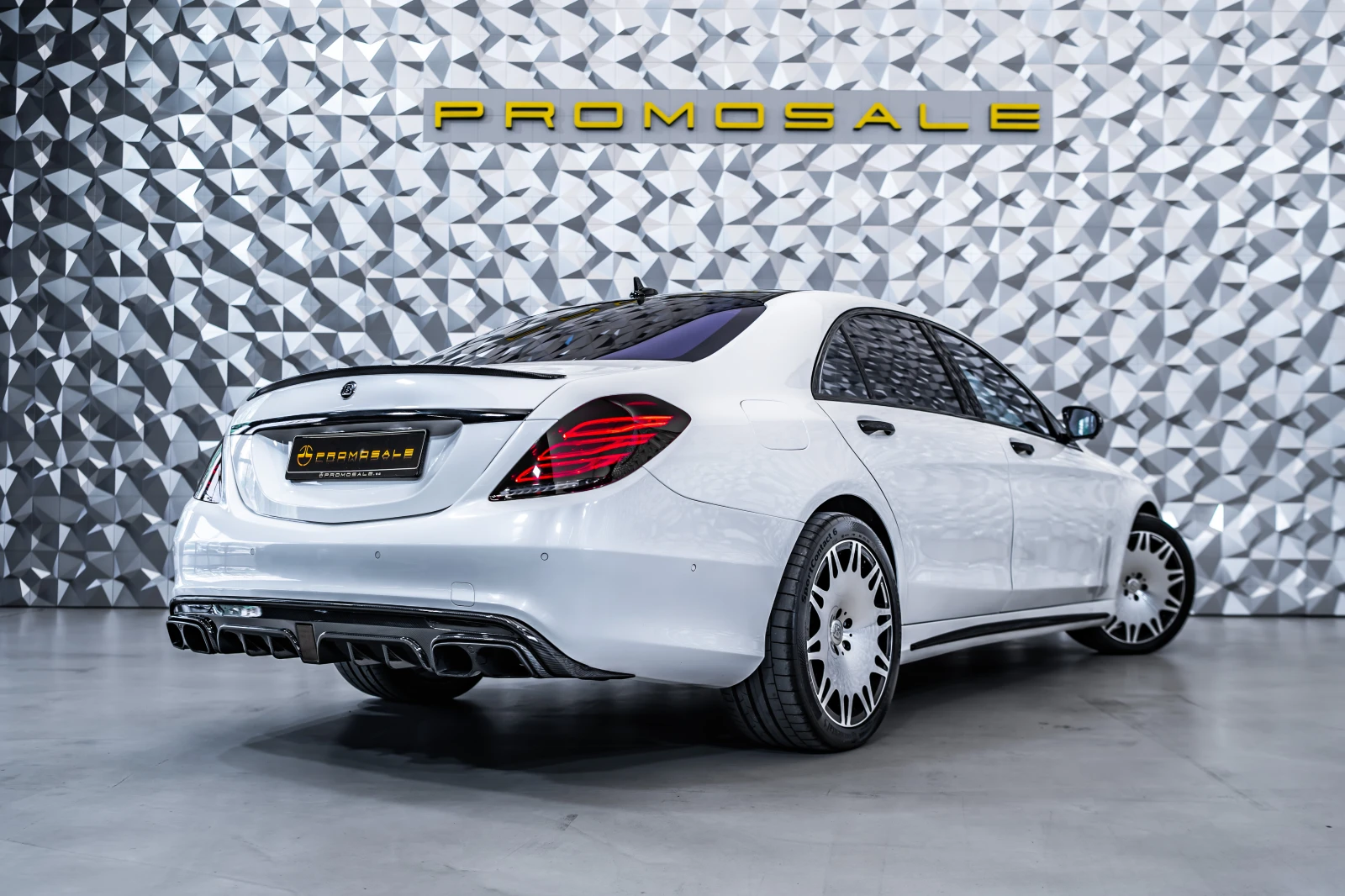 Mercedes-Benz S 63 AMG Brabus Pack* Burmester* Carbon - изображение 4