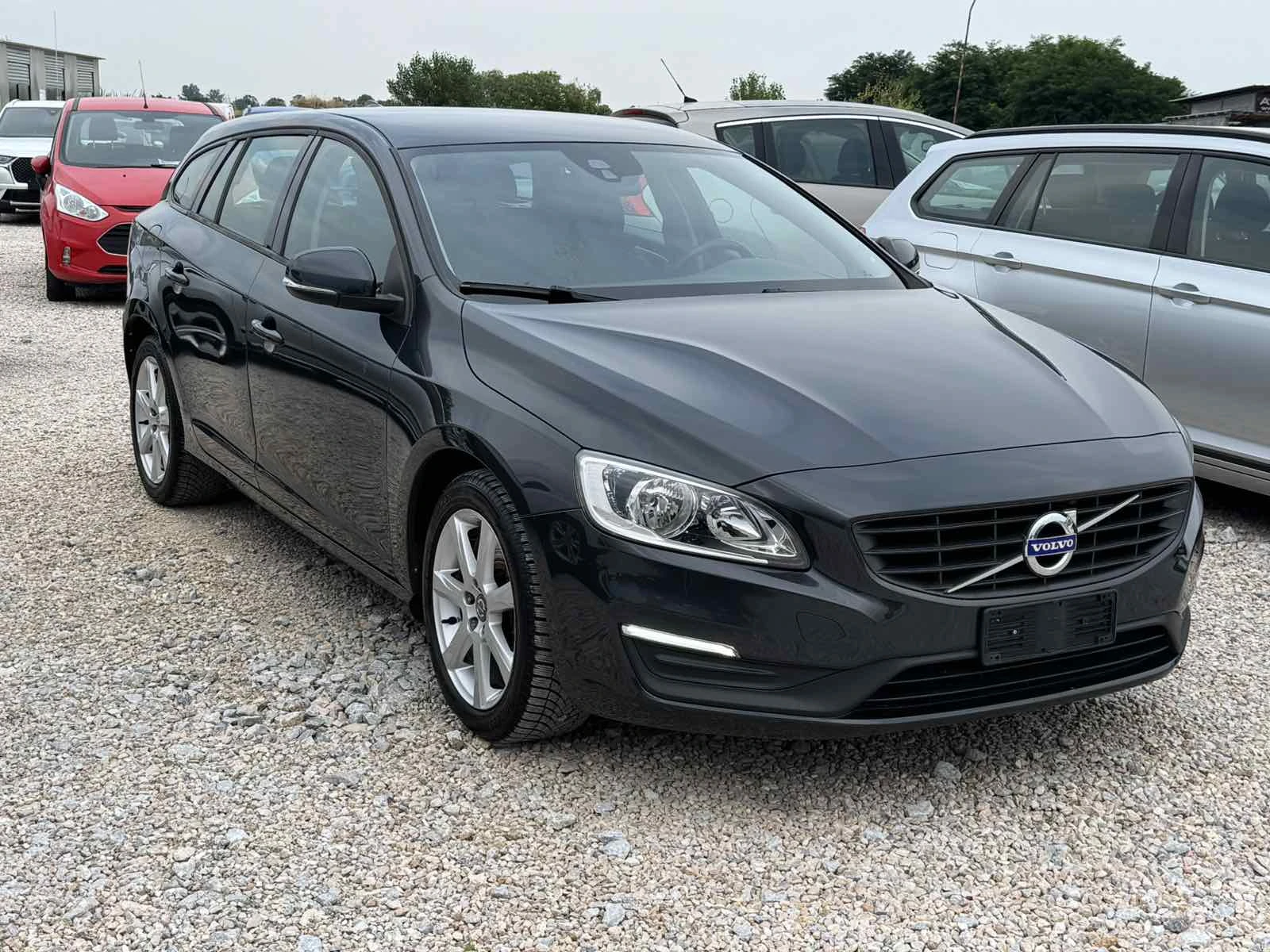 Volvo V60 2, 0d - изображение 3