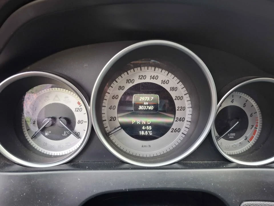 Mercedes-Benz C 250  * CARFAX * БЕЗ ПЪРВОНАЧАЛНА ВНОСКА - изображение 8