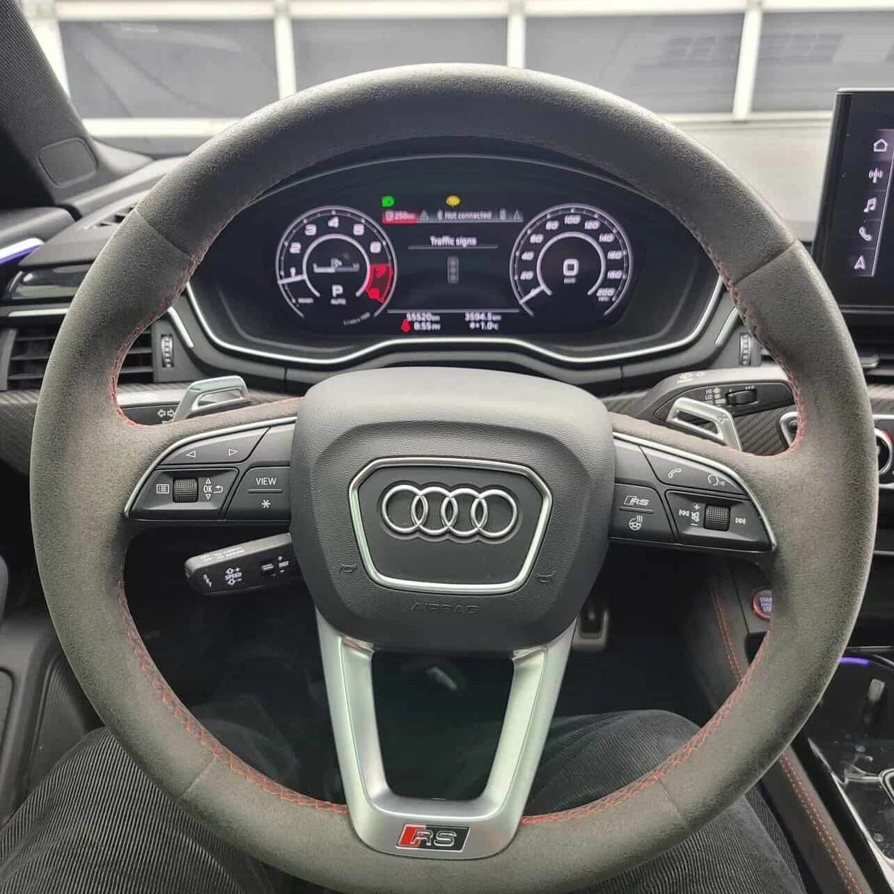 Audi Rs5 ALL BLACK / BANG & OLUFSEN / ALCANTARA, снимка 6 - Автомобили и джипове - 53990213