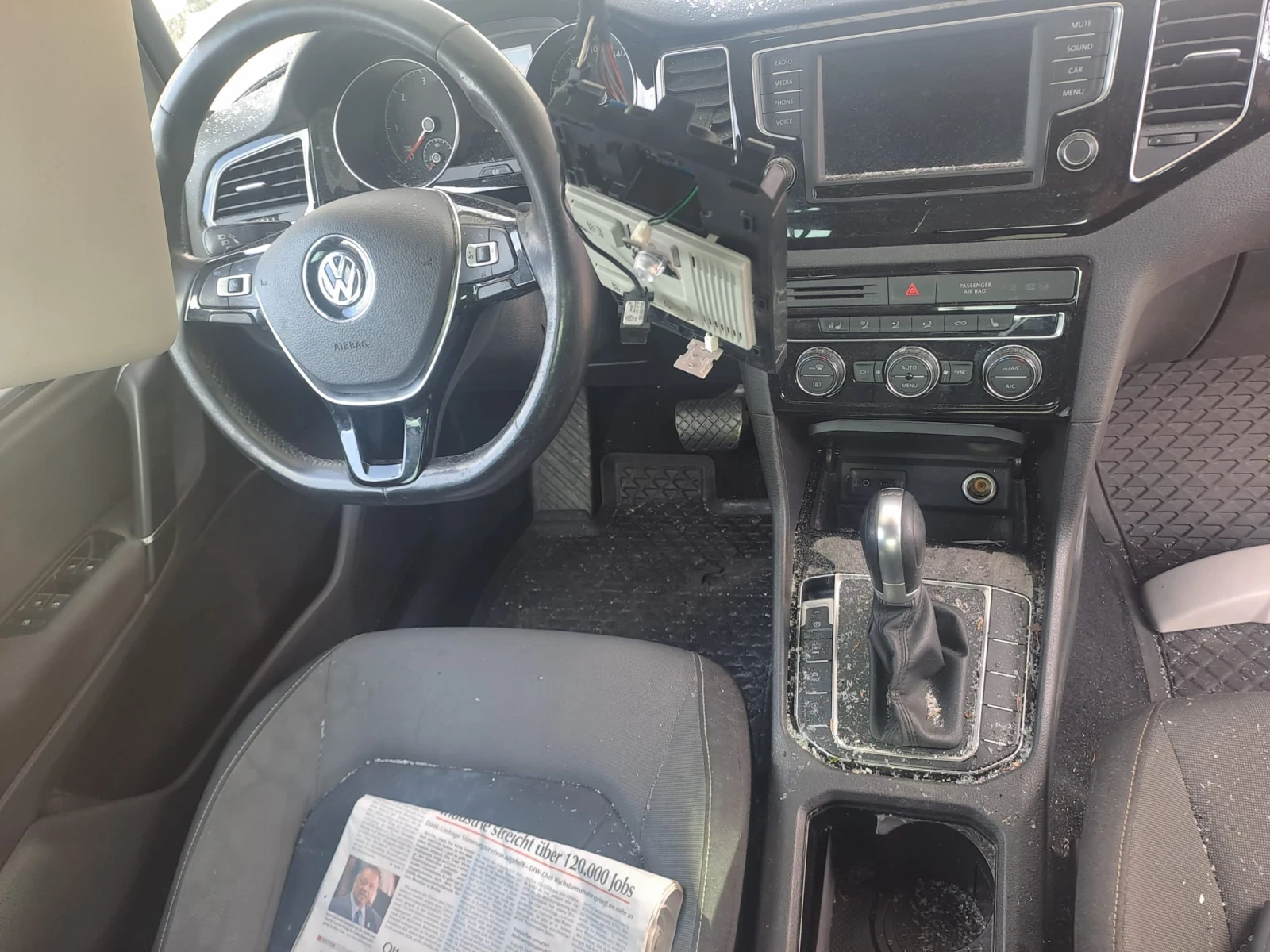 VW Sportsvan 2.0TDI 150�� Automat | Mobile.bg � ����������� 7