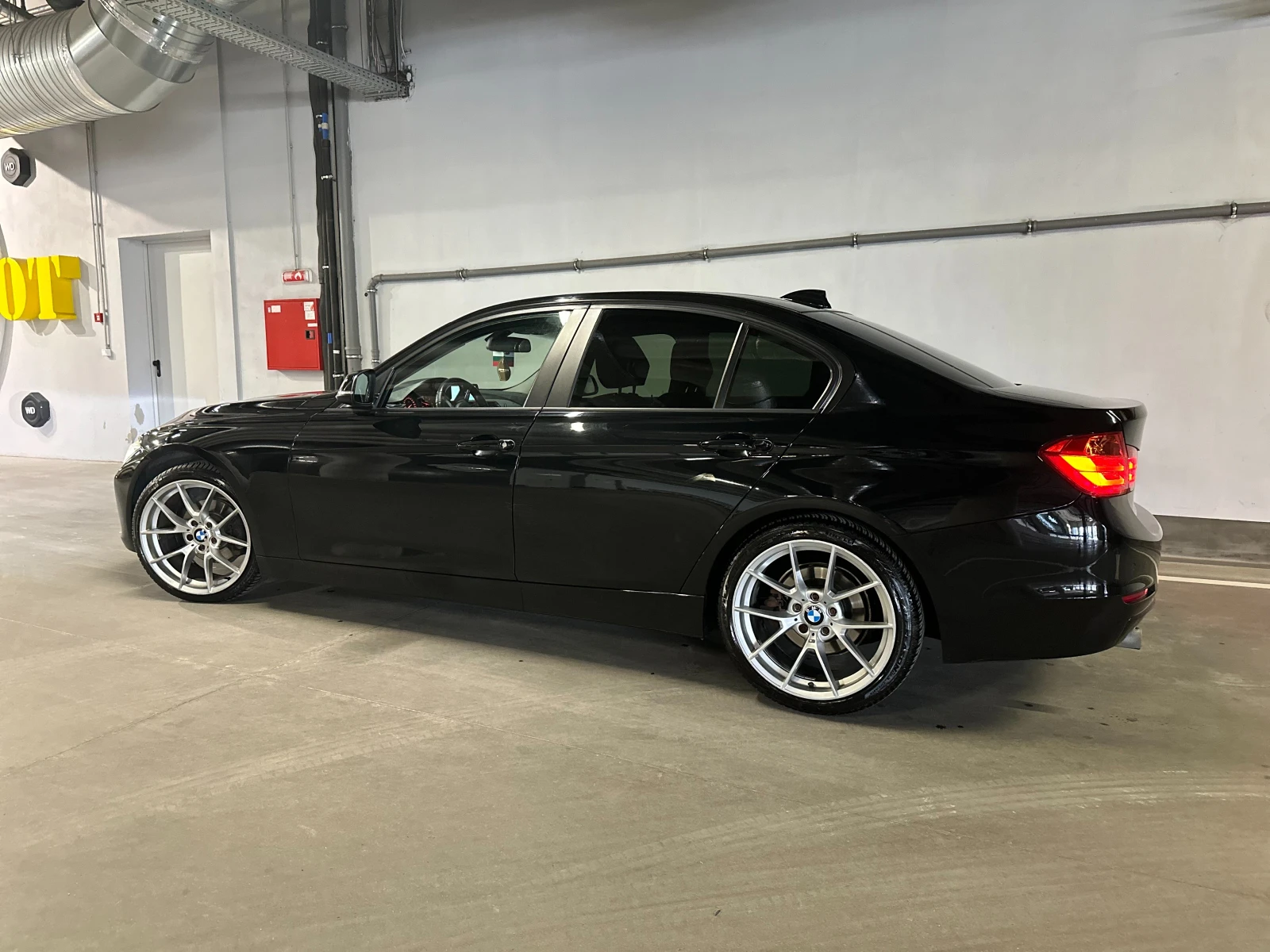 BMW 318 F30 | Mobile.bg � ����������� 1