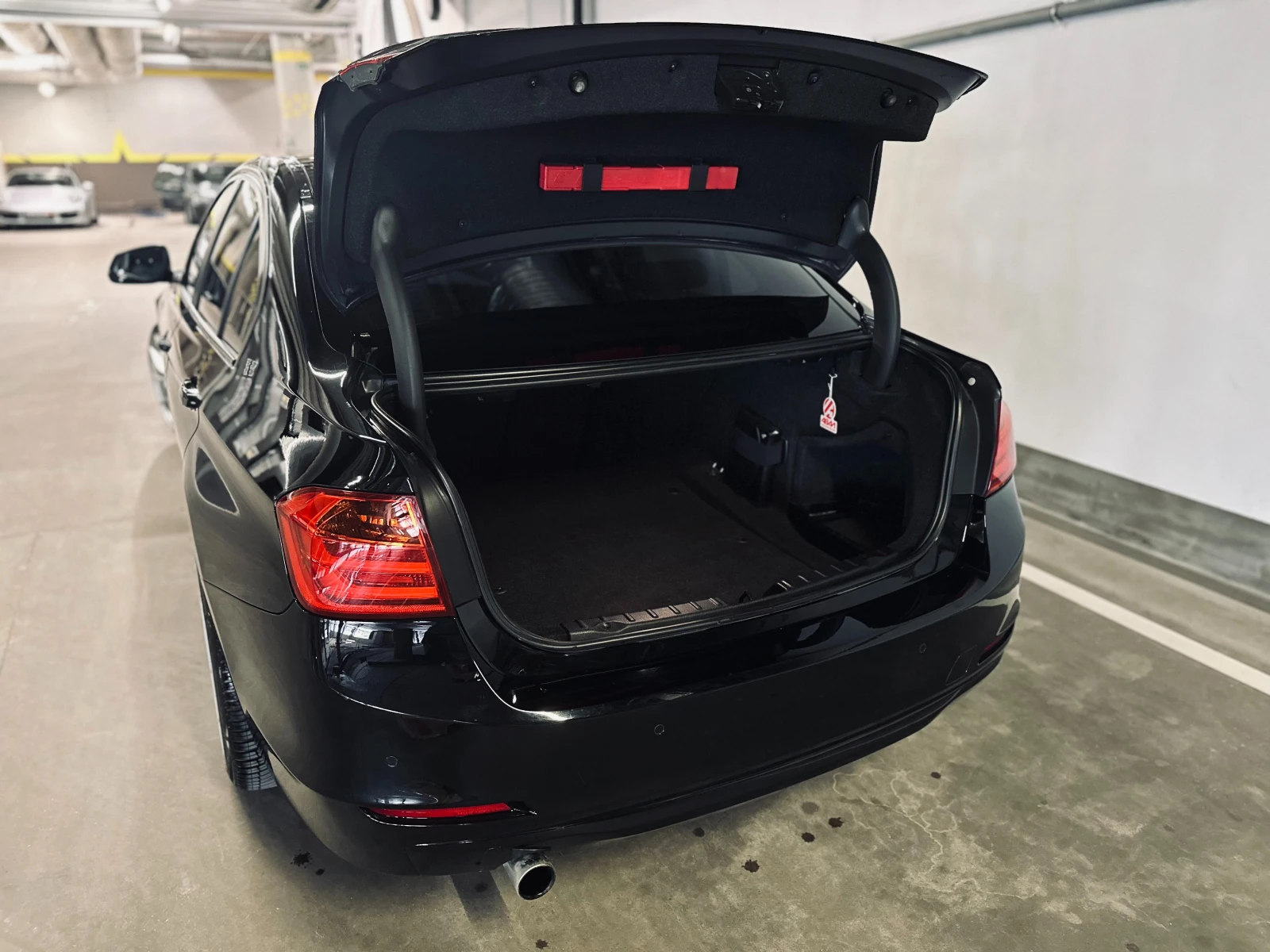 BMW 318 F30 | Mobile.bg � ����������� 9