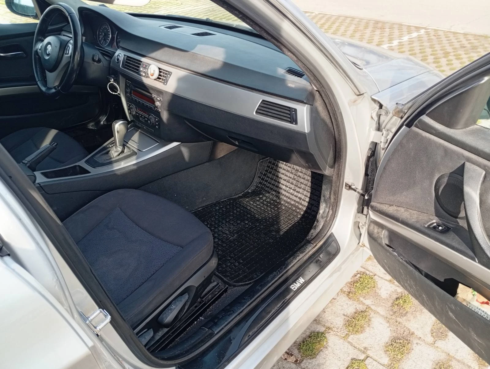 BMW 330 XD, снимка 10 - Автомобили и джипове - 54896790