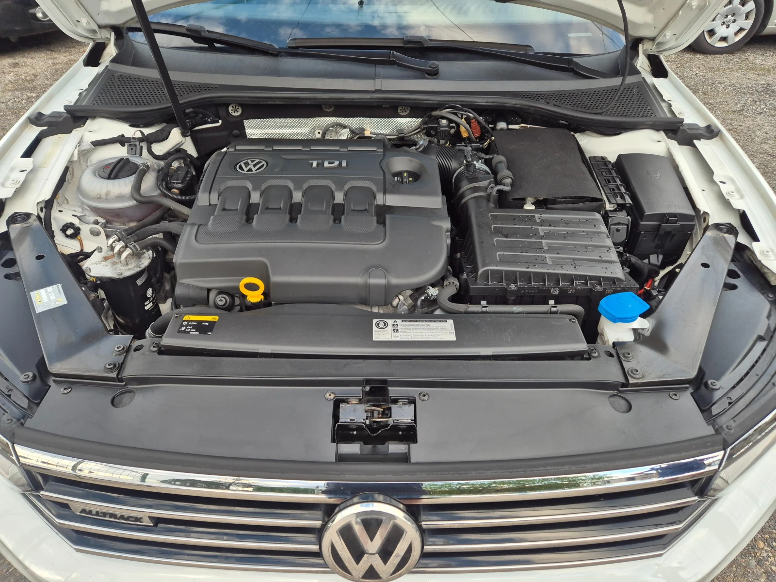 VW Alltrack 2.0TDI, снимка 17 - Автомобили и джипове - 54897041