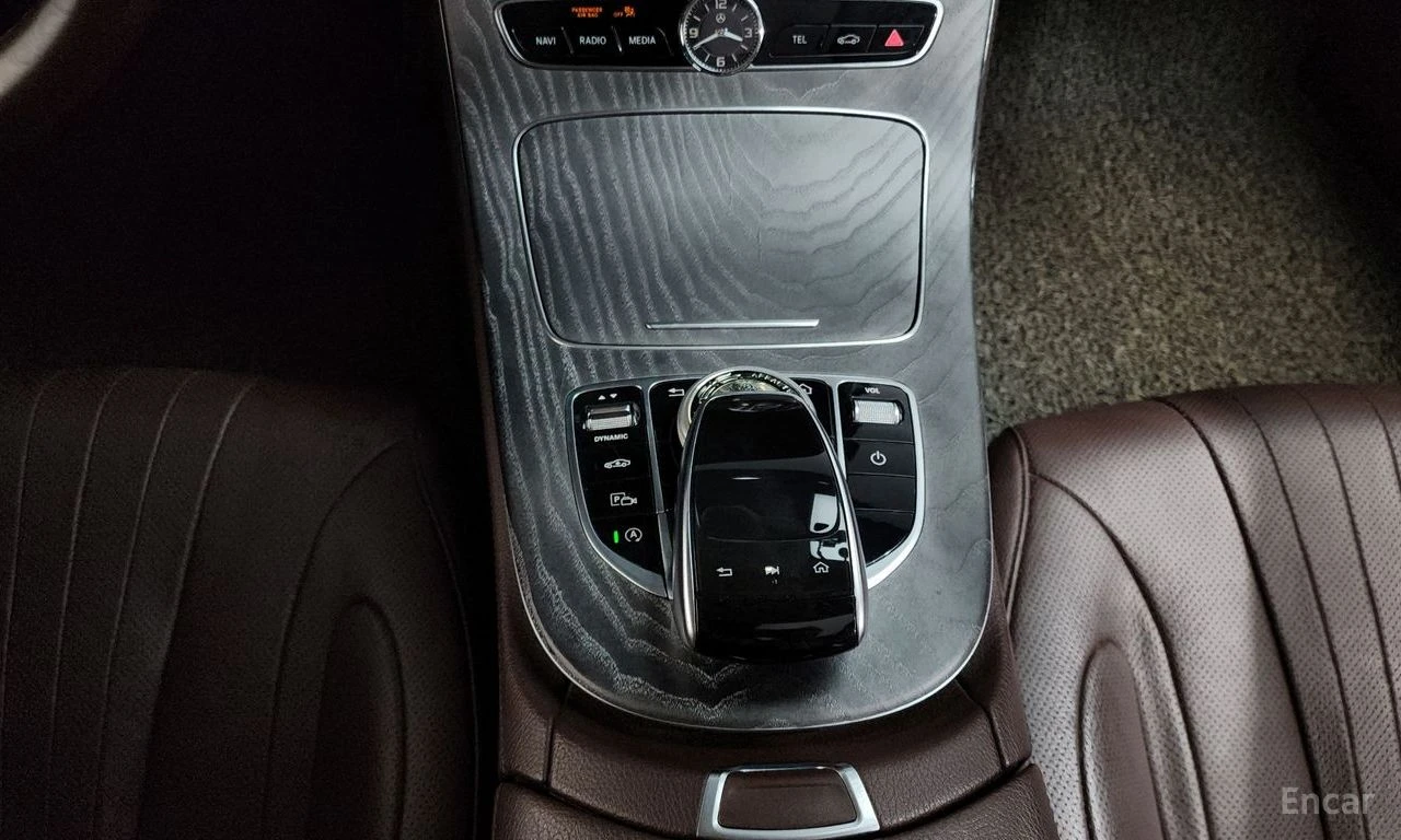 Mercedes-Benz CLS 400 4MATIC* BURMESTER* ОБДУХВАНЕ* LANE* ASSIST* 360КАМ, снимка 10 - Автомобили и джипове - 55557651