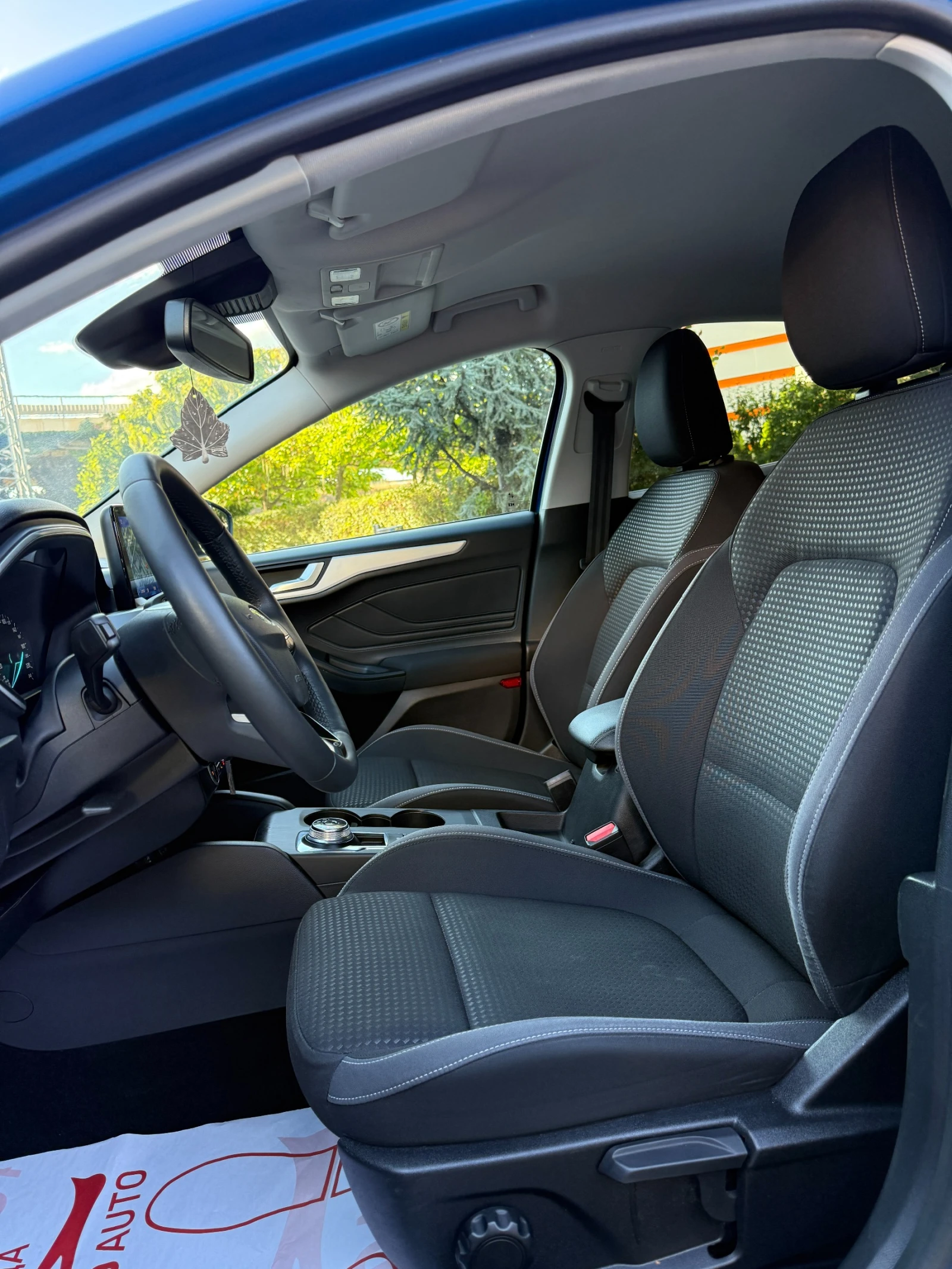 Ford Focus 1.5D* TITANIUM* BANG I OLUFSEN* , снимка 9 - Автомобили и джипове - 55734753