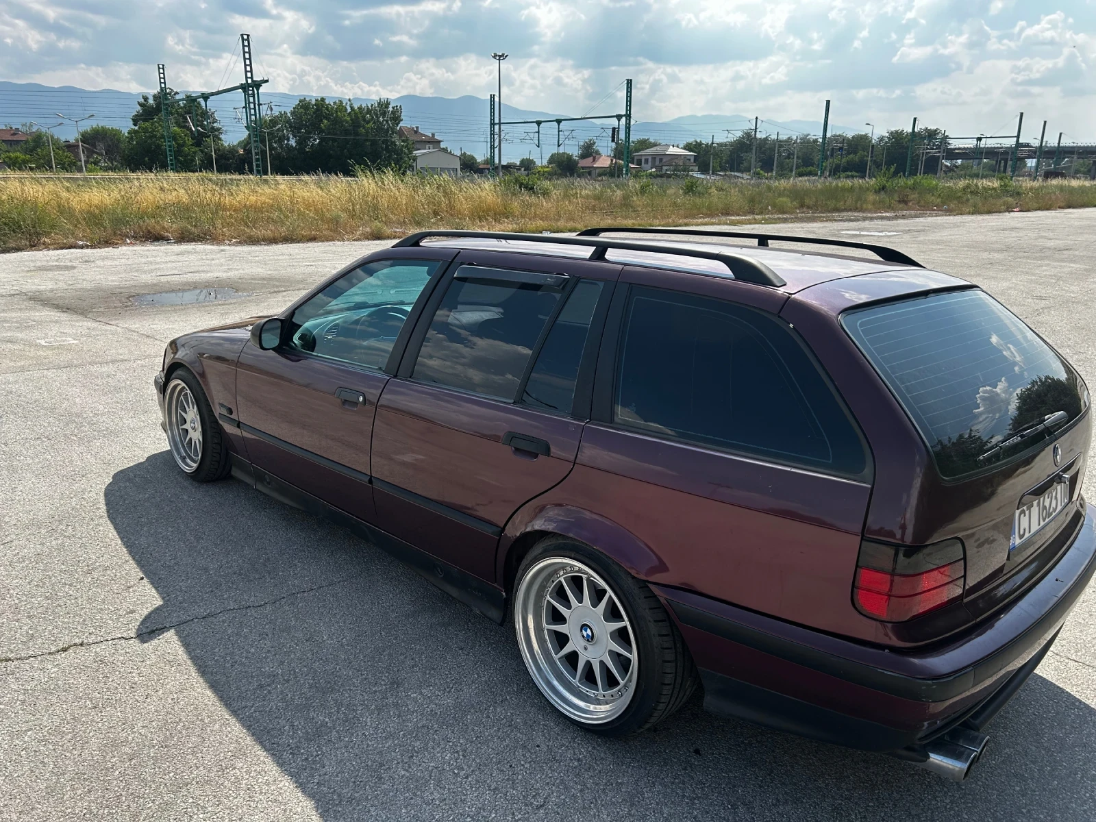 BMW 318, снимка 2 - Автомобили и джипове - 55775426
