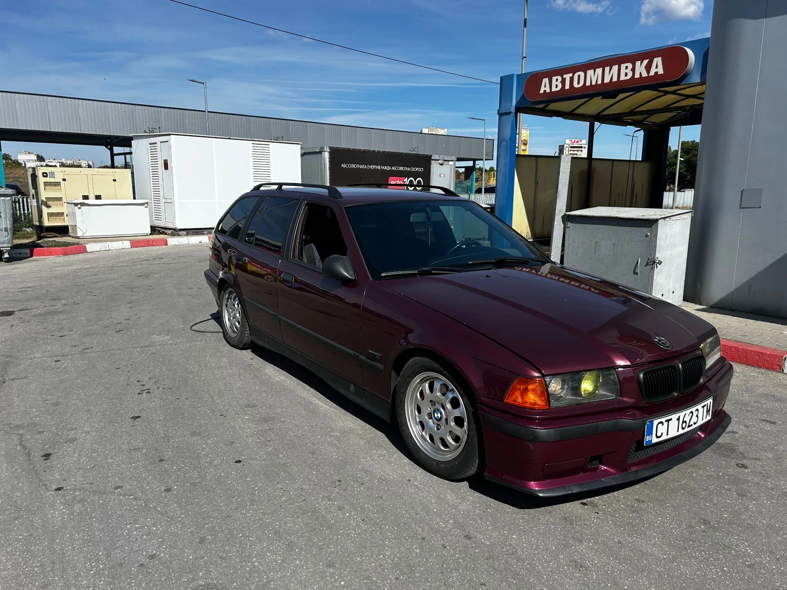 BMW 318, снимка 15 - Автомобили и джипове - 55775426