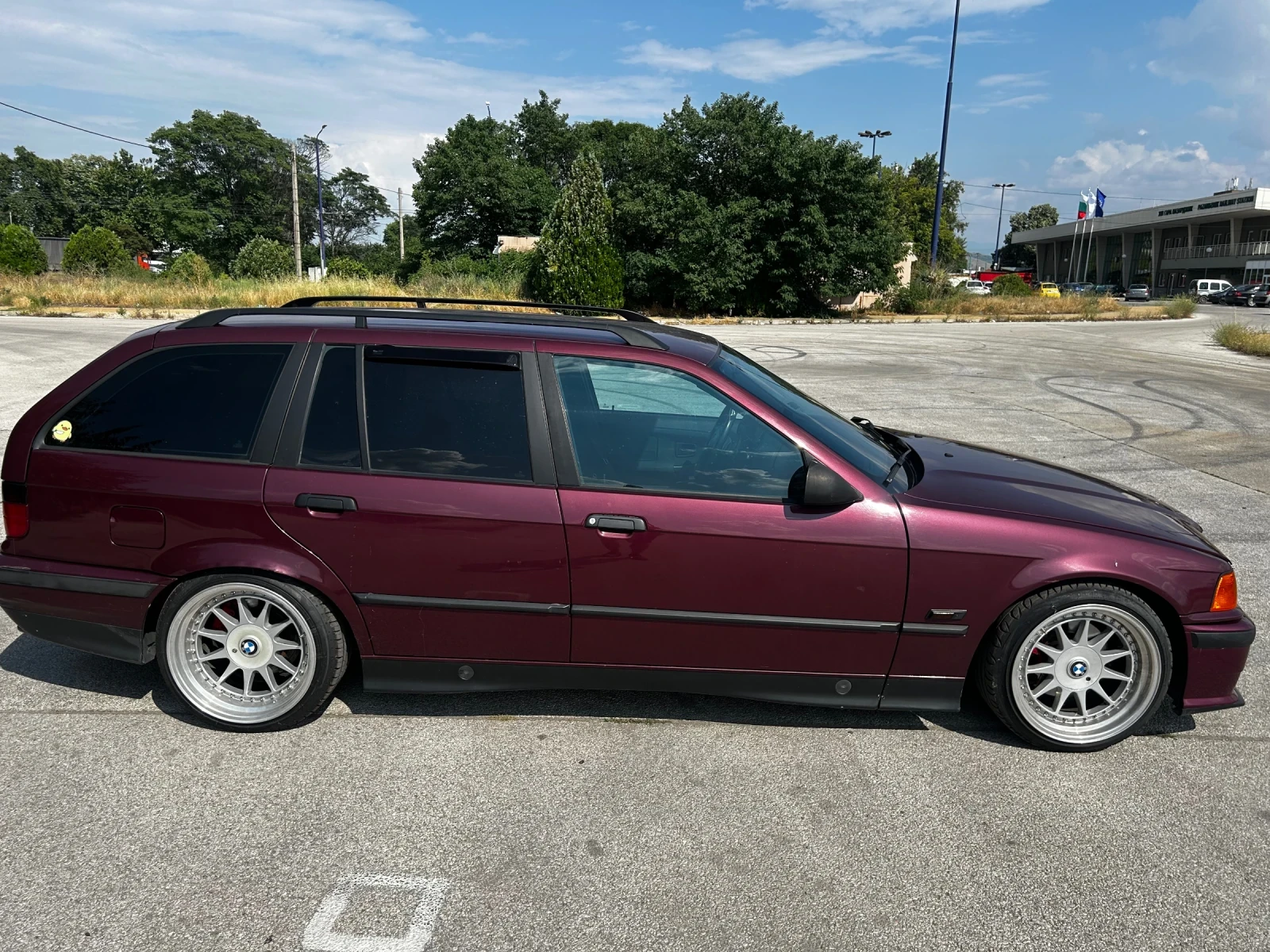 BMW 318, снимка 6 - Автомобили и джипове - 55775426