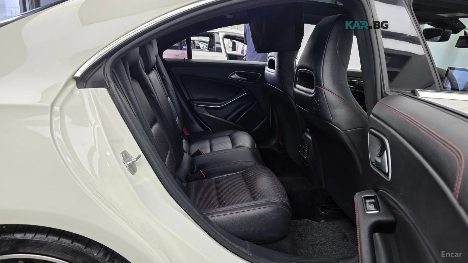 Mercedes-Benz CLA 45 AMG 4MATIC* ПОДГРЕВ* КАМЕРА* SUNROOF* KEYLESS* , снимка 10 - Автомобили и джипове - 55832880