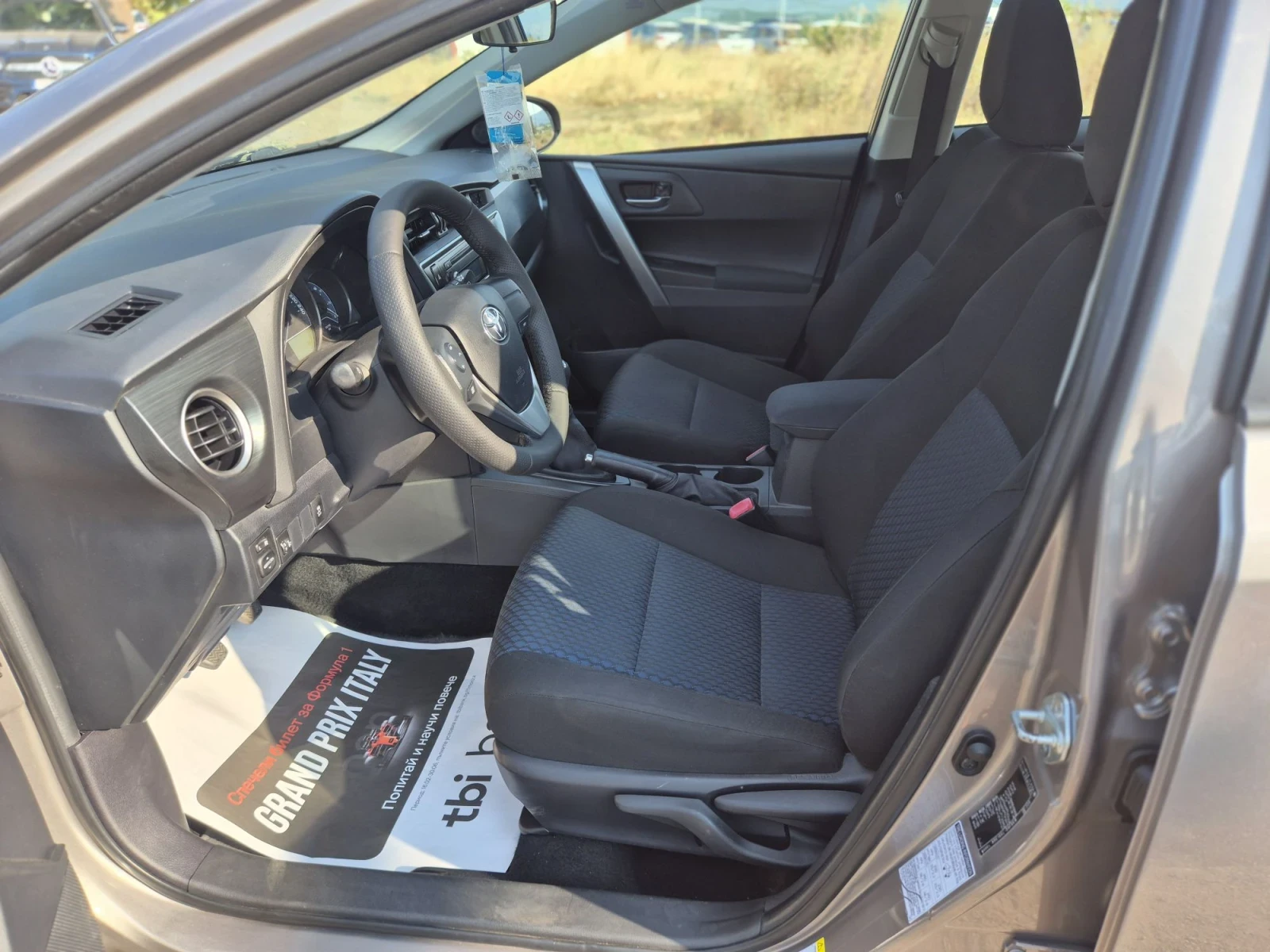 Toyota Auris 1, 33i/6sk/Germaniа, снимка 9 - Автомобили и джипове - 56181670