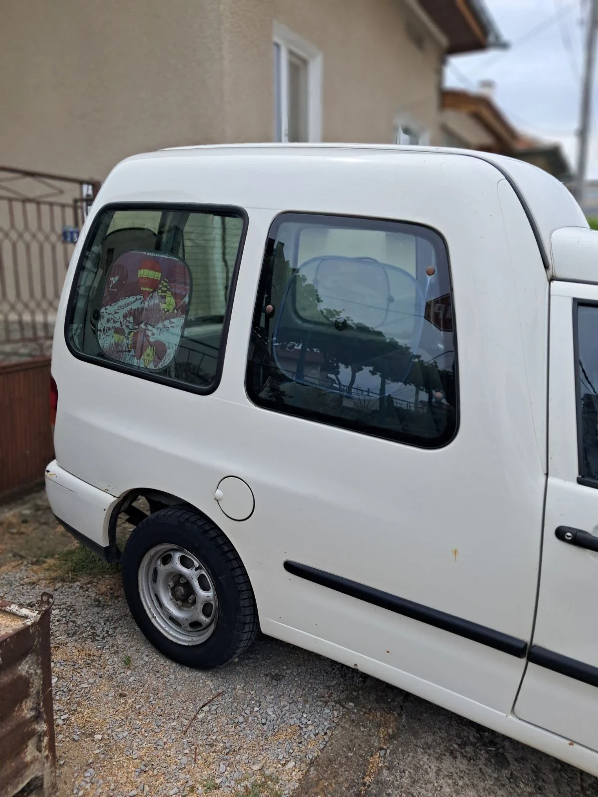 VW Caddy, снимка 9 - Автомобили и джипове - 56216035
