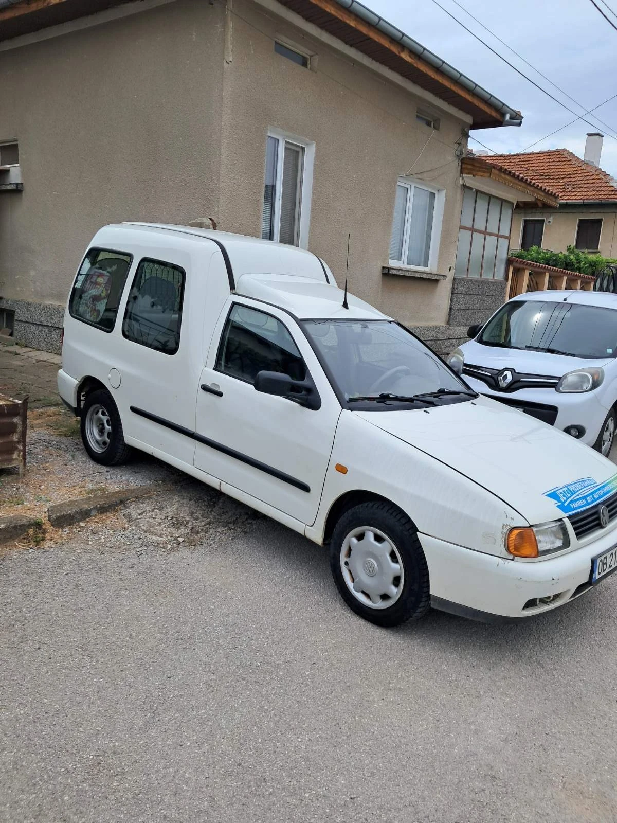 VW Caddy, снимка 3 - Автомобили и джипове - 56216035