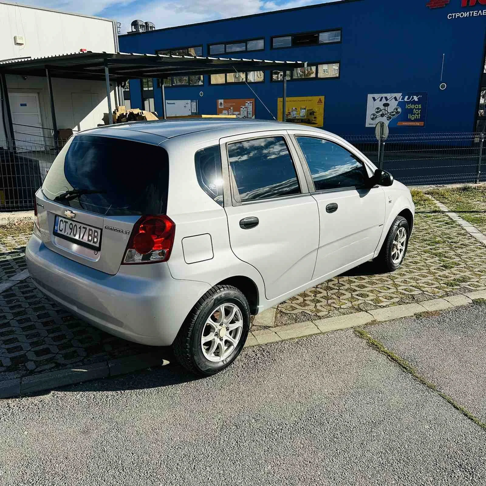 Chevrolet Kalos 1.2 SE, снимка 11 - Автомобили и джипове - 56550557