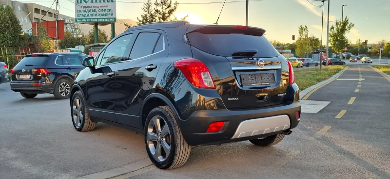 Opel Mokka 1.4Turbo 4x4 Full  Swiss Edition Xenon Led Navi, снимка 4 - Автомобили и джипове - 47425490