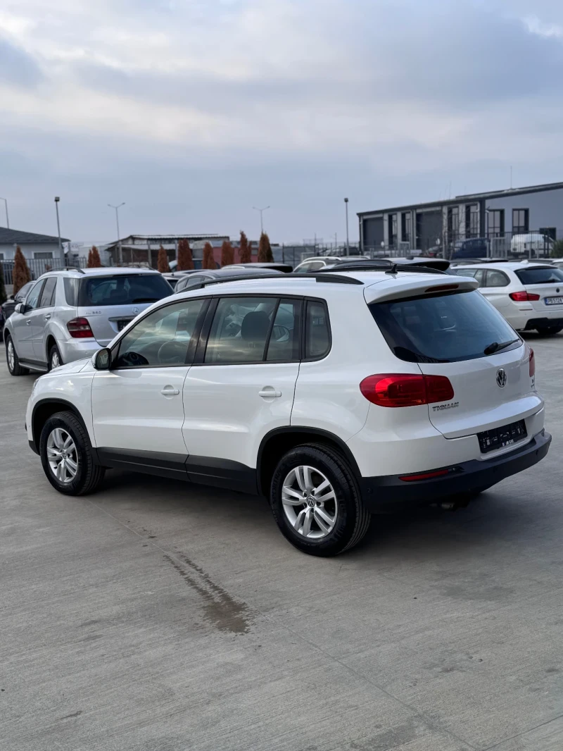 VW Tiguan * TOP* , снимка 4 - Автомобили и джипове - 48346952