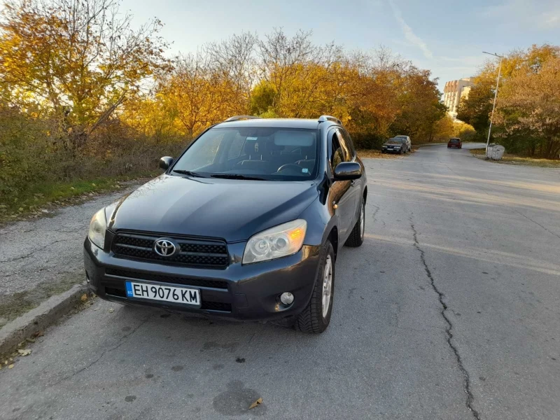 Toyota Rav4, снимка 1 - Автомобили и джипове - 48803307