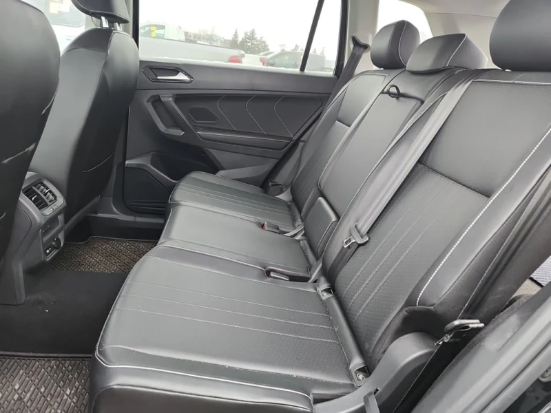 VW Tiguan * COMFORTLINE * CARFAX * ЦЕНА ДО БГ, снимка 12 - Автомобили и джипове - 52878745