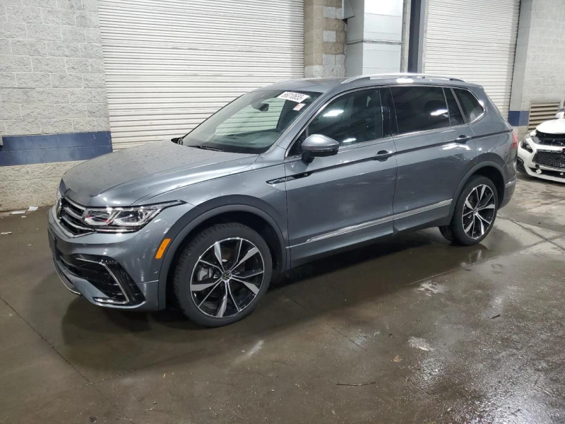 VW Tiguan SEL R-LINE - 44300 лв. / 22650.23 € - 74696977 1
