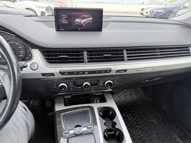 Audi Q7 2017 QUATTRO * БЕЗ ПЪРВОНАЧАЛНА ВНОСКА* , снимка 11 - Автомобили и джипове - 52836693