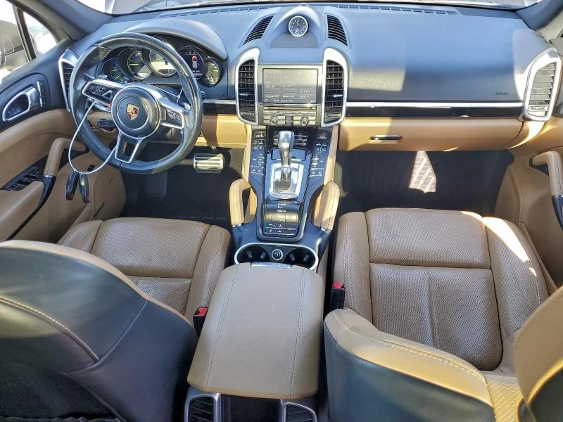 Porsche Cayenne, снимка 3 - Автомобили и джипове - 52872673