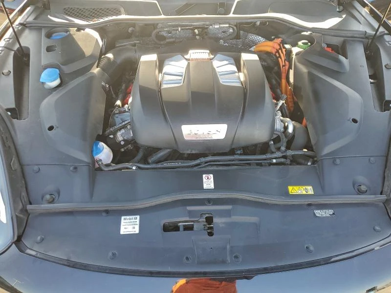 Porsche Cayenne, снимка 8 - Автомобили и джипове - 52872673