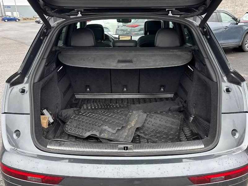Audi Q5 * ОБДУХВАНЕ * PANO * 2 КЛЮЧА , снимка 14 - Автомобили и джипове - 54741005