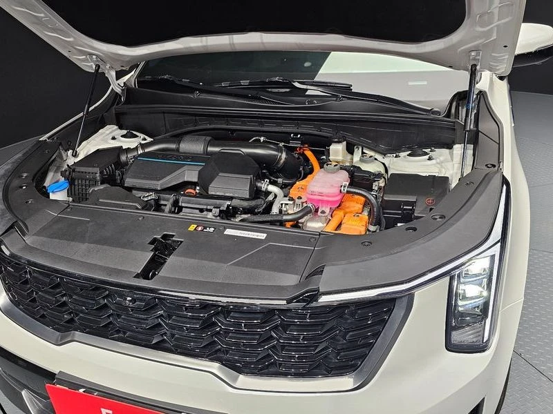 Kia Sorento HEV 1.6 2WD| 360| DIST| ОБДУХВАНЕ| МЪРТВА ТОЧКА, снимка 6 - Автомобили и джипове - 55736848