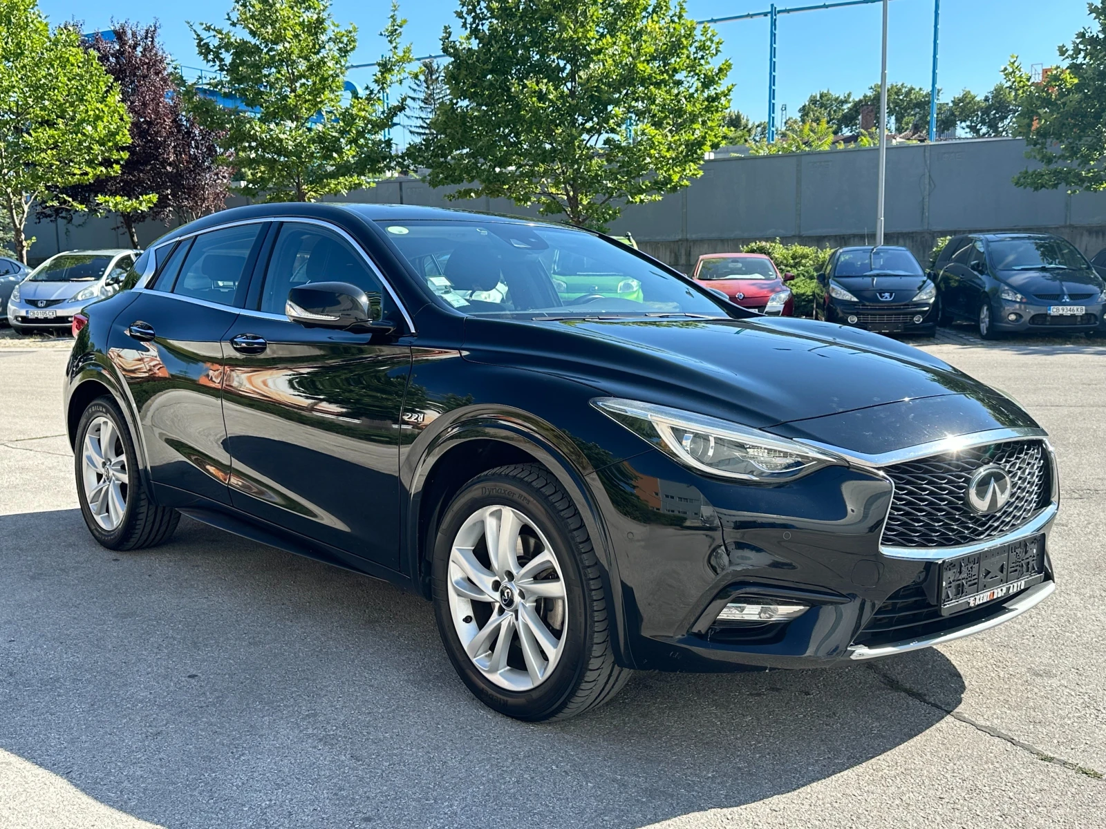 Infiniti Q30 2.2cdi/Автоматик/Реални километри - изображение 6