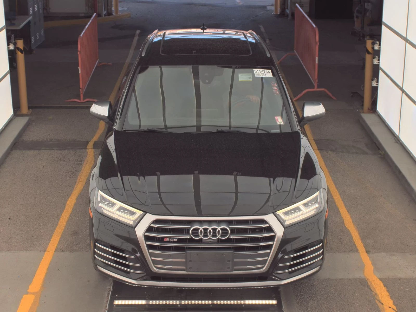 Audi SQ5 PRESTIGE Matrix* Обдух* B&O* Въздух* 360* Пано*  - изображение 2