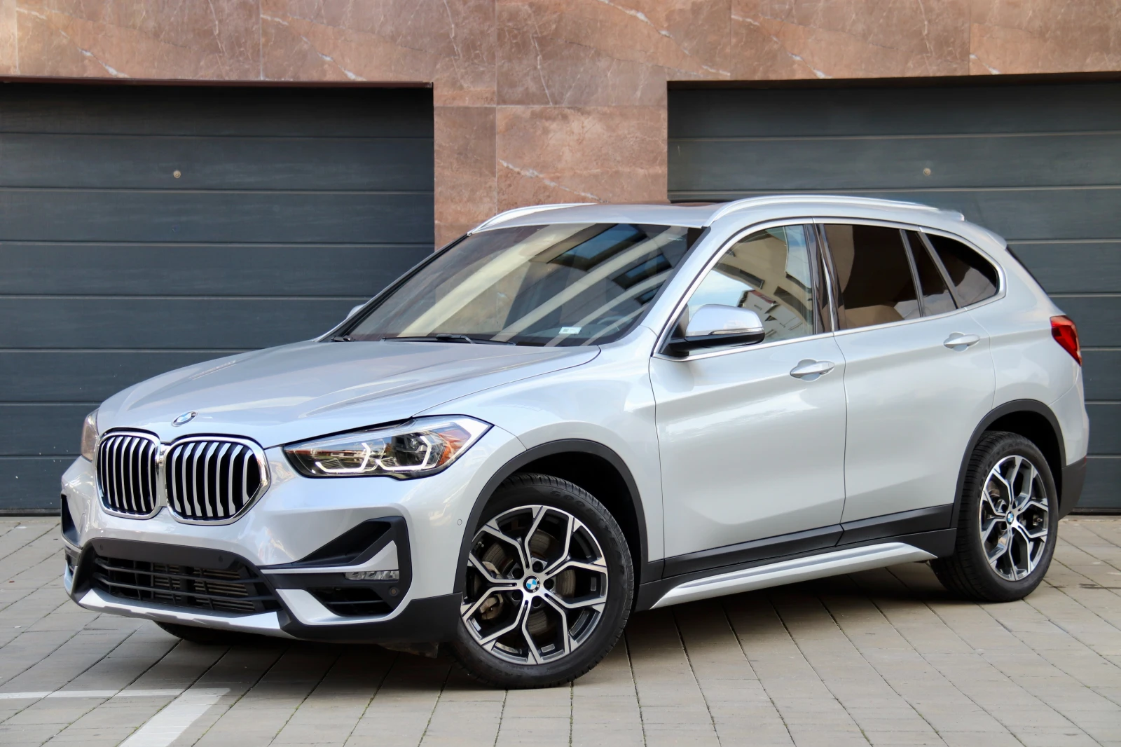 BMW X1 2.8XI* FACE* LED* HEAD UP - изображение 3