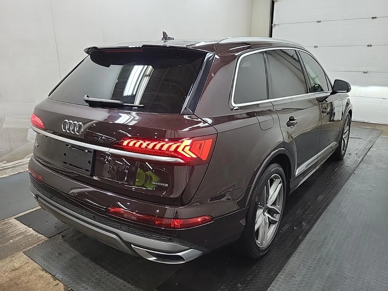 Audi Q7 Sline* Matrix* Distr* Headup* B&O* 360* Масаж* Въз - изображение 2