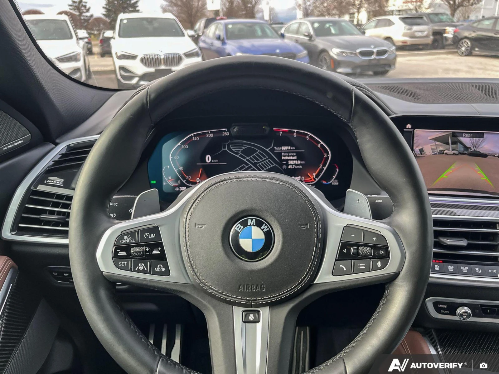 BMW X6 XDRIVE * SWAROVSKI * 360 * LASER * DISTRONIC , снимка 12 - Автомобили и джипове - 53765599