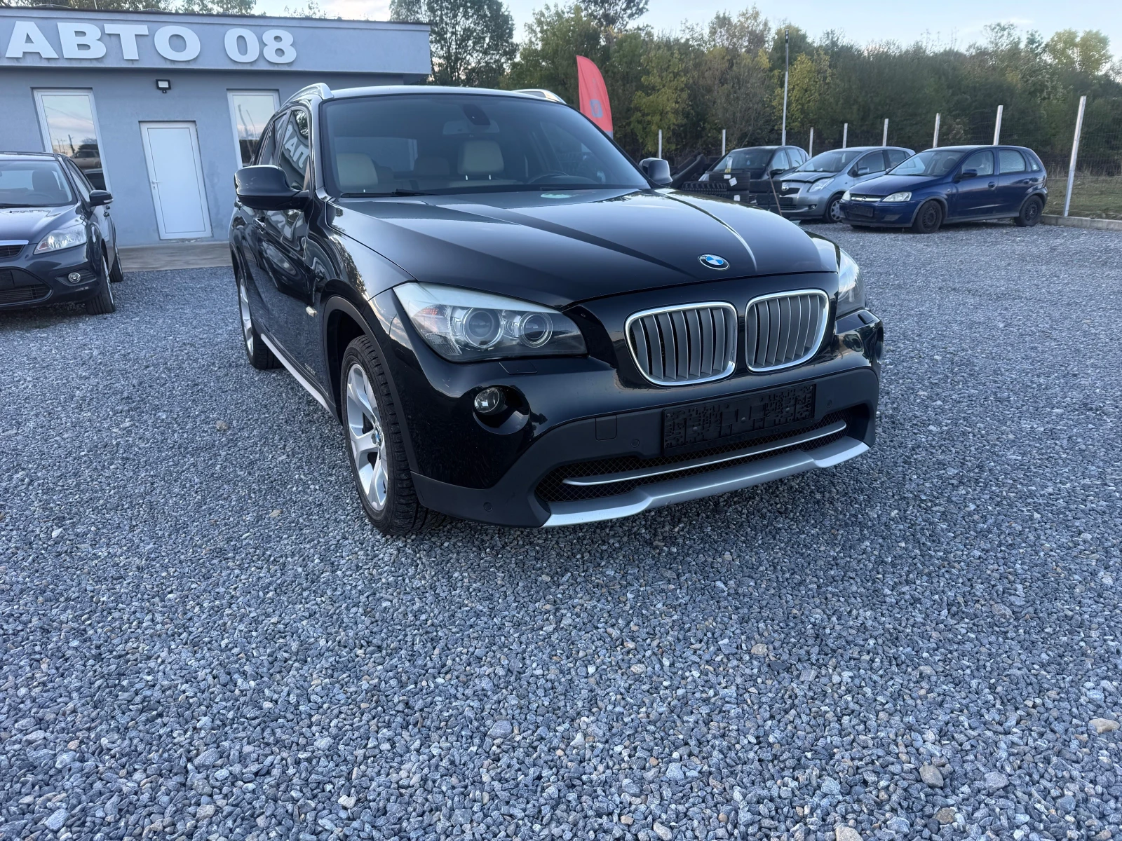 BMW X1 2.8 I xDrive, снимка 3 - Автомобили и джипове - 54171388