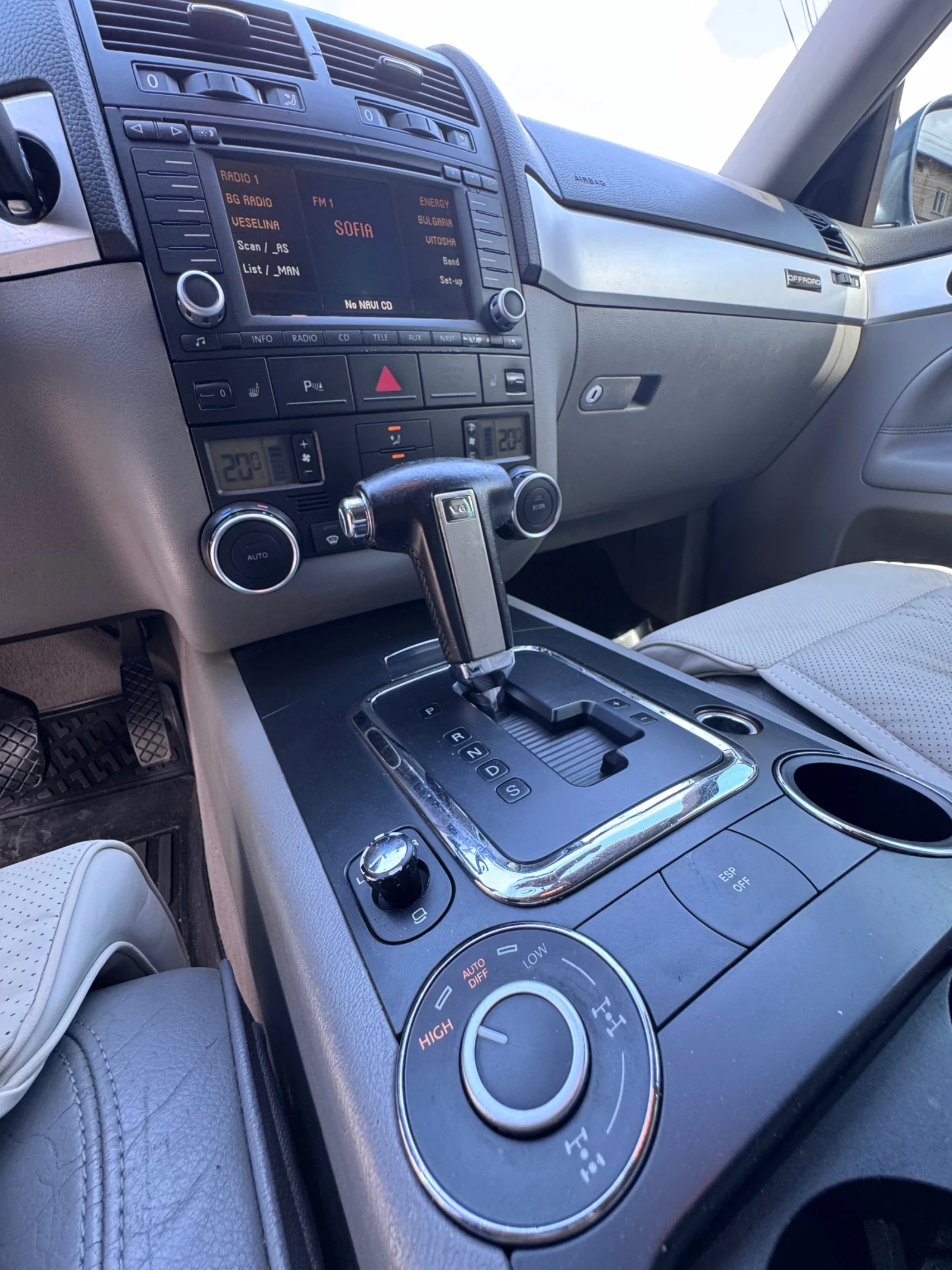 VW Touareg 3.0TDI Всички Блокажи Топ, снимка 10 - Автомобили и джипове - 54632496