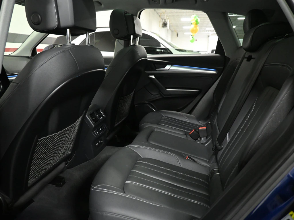 Audi Q5 * S-Line* * HeadUp* АвтоКредит* (ЦЕНА ДО БГ)* , снимка 10 - Автомобили и джипове - 54639516
