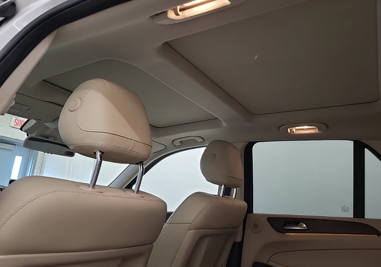 Mercedes-Benz GLE 350 DIESEL / AMG PACK / 4MATIC/ ТЪРГ 16.09. / ЛИЗИНГ/ , снимка 13 - Автомобили и джипове - 56036352