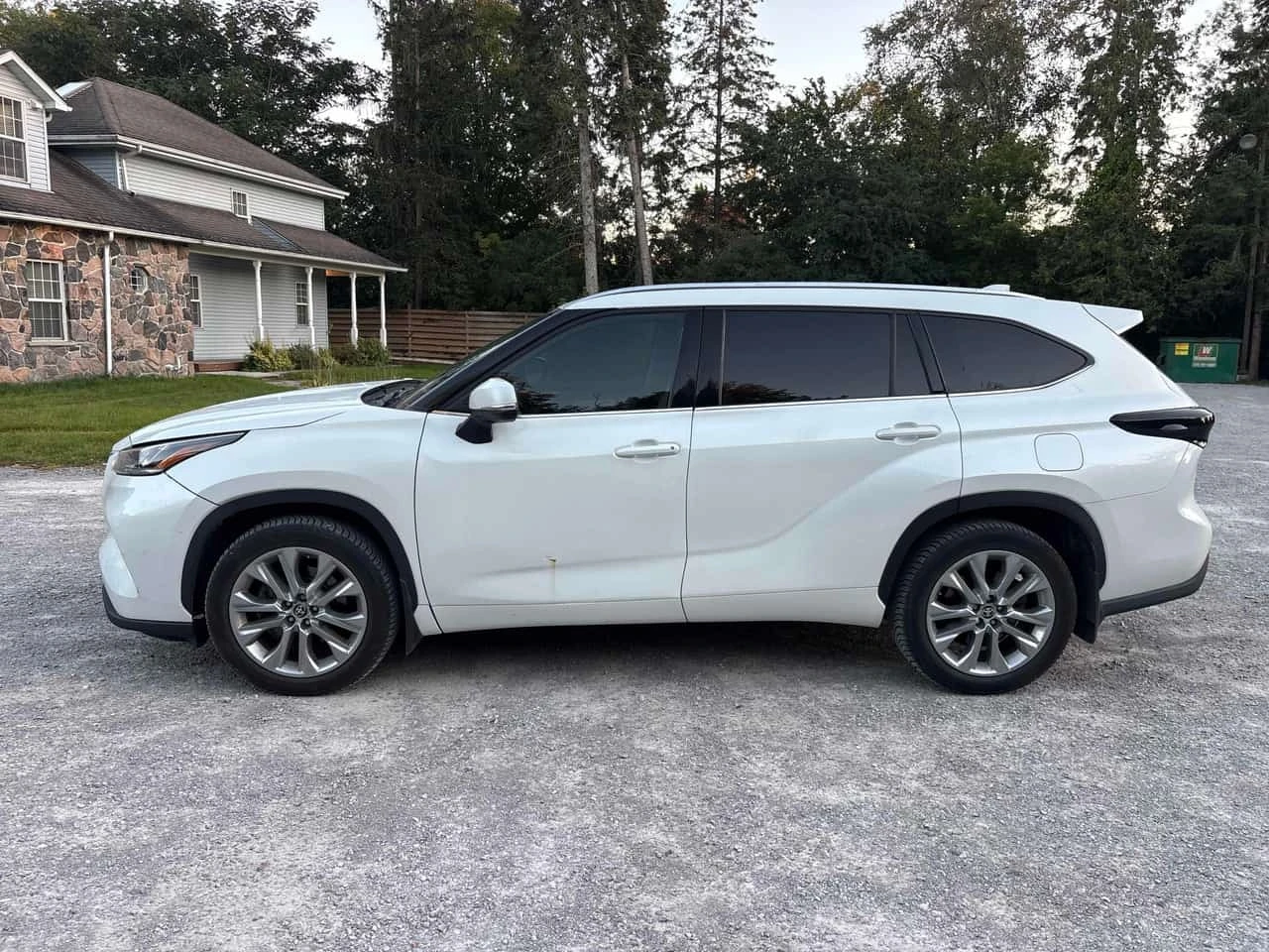 Toyota Highlander * Limited * АВТОКРЕДИТ БЕЗ ПЪРВОНАЧАЛНА ВНОСКА* , снимка 2 - Автомобили и джипове - 56225102