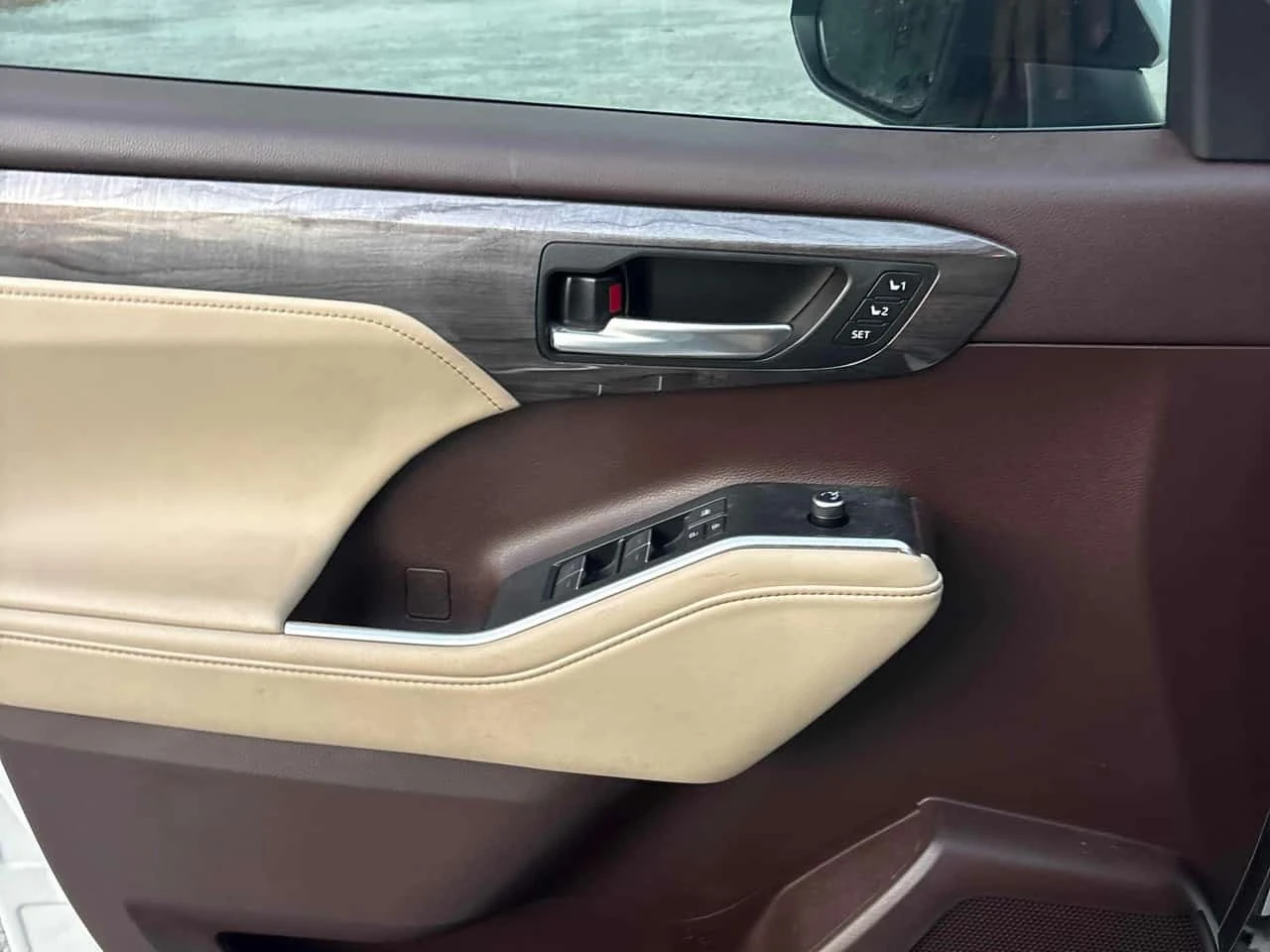 Toyota Highlander * Limited * АВТОКРЕДИТ БЕЗ ПЪРВОНАЧАЛНА ВНОСКА* , снимка 15 - Автомобили и джипове - 56225102