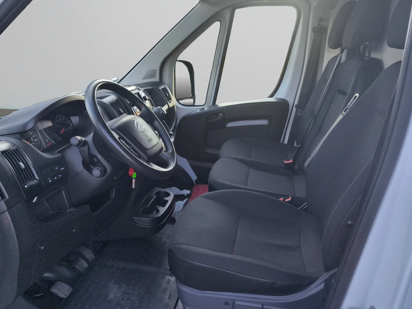 Citroen Jumper FT 35 L3H2 2.2 BlueHDI 140 BVM6 S&S E6.4//2302056, снимка 9 - Бусове и автобуси - 55471515