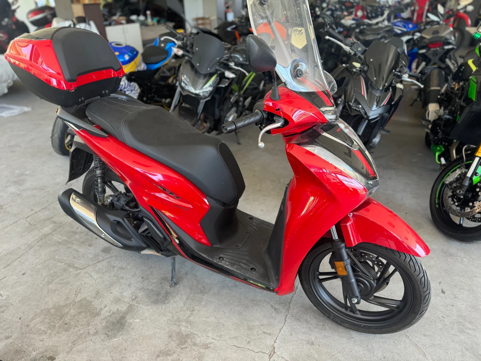 Honda Sh 150i, снимка 3 - Мотоциклети и мототехника - 55486025