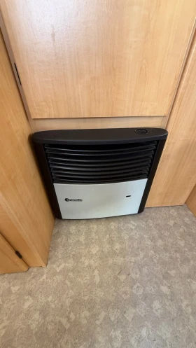 Каравана Други LIBERTY-California, снимка 14