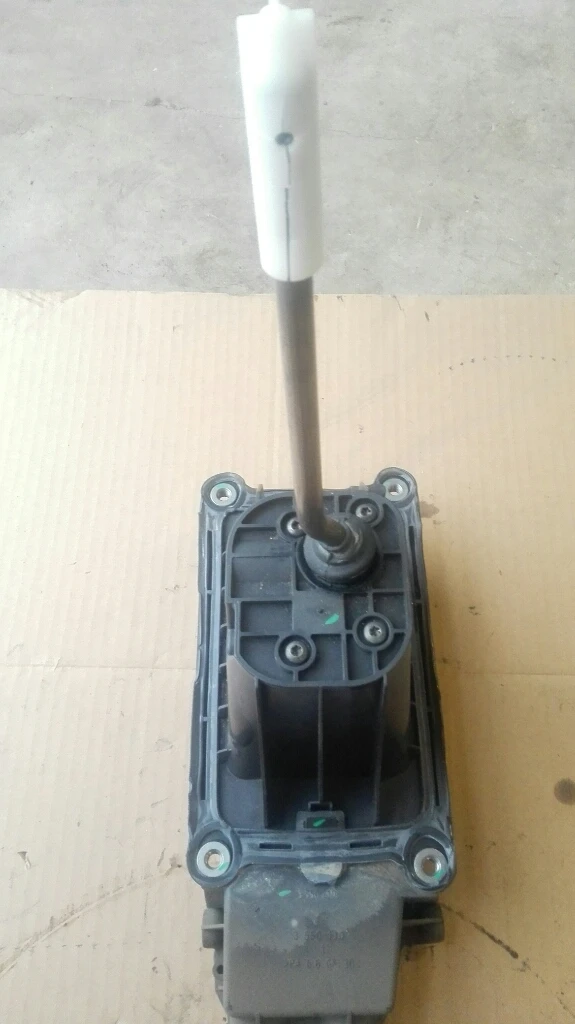 Скоростен лост Нисан Микра 1.2Б