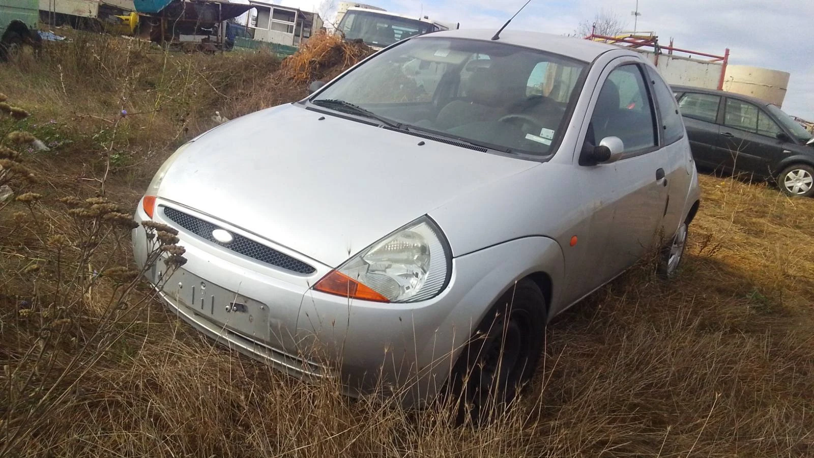 ЧАСТИ Форд КА 1996-2008г. FORD KA бензин 1300куб, 51кW, моно-инжекция, 70kс, цвят сив с електр.стъкл, снимка 3 - Части - 53795311