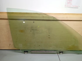 стъкло странично предно дясно Тойота Рав 4 2.2дкатт